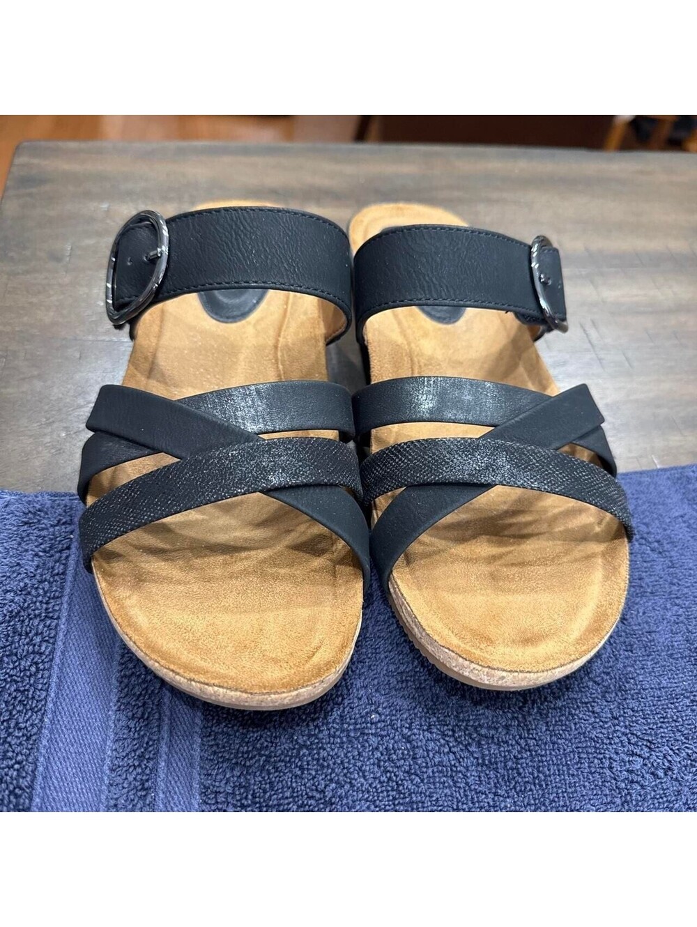 EuroSoft Genalyn Black Criss-Cross Strap Comfort Sandals